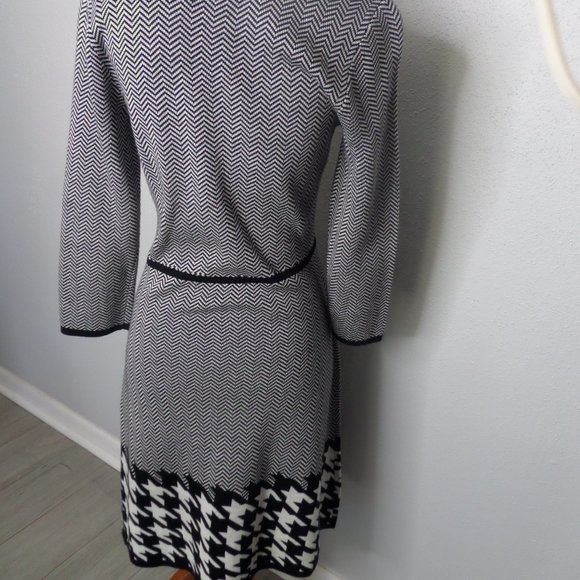 Nine West Knit Dress - Picture 8 of 11
